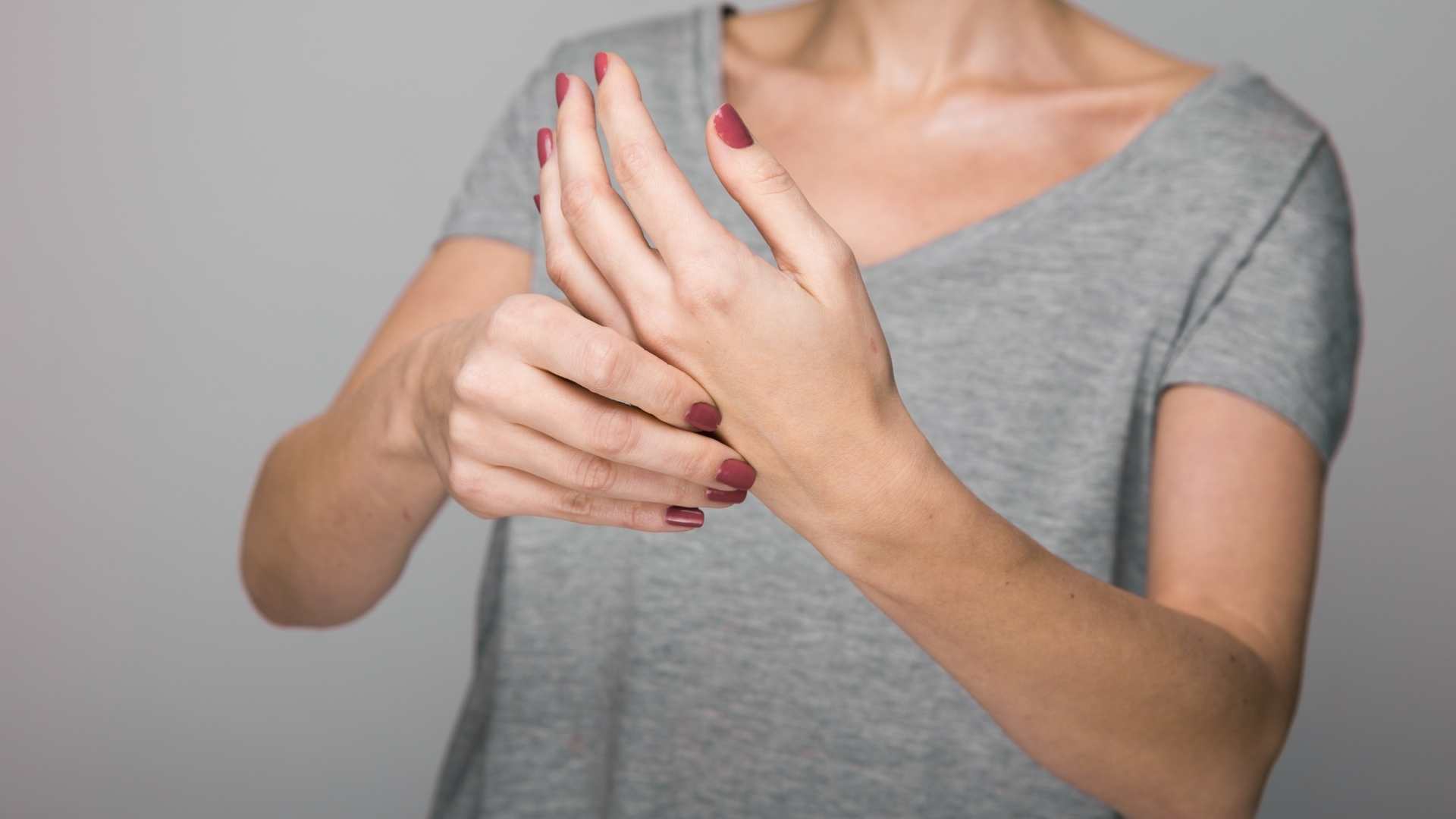 파킨슨병 조기 경고의 3가지 전형적인 징후