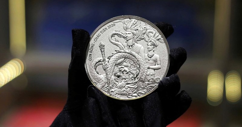 Giá bạc có thể dao động 50 - 100 USD/ounce trong nhiều năm