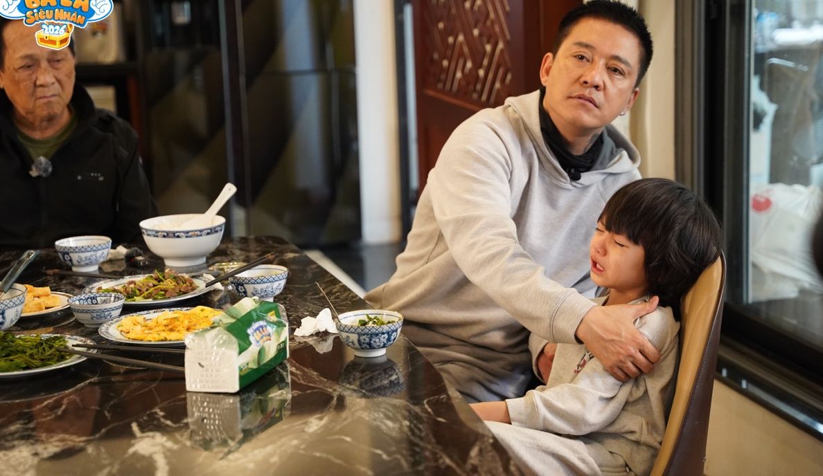 Tuan Hung y su hijo. Foto: Productor.