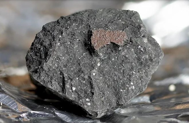 Cơ quan chức năng đang xác minh, làm rõ vụ ẩu đả, lừa đảo liên quan đến đá thiên thạch. Hình minh họa 