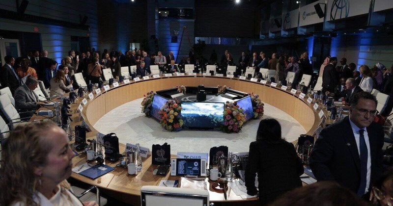 Venezuela nối lại quan hệ với WB và IMF