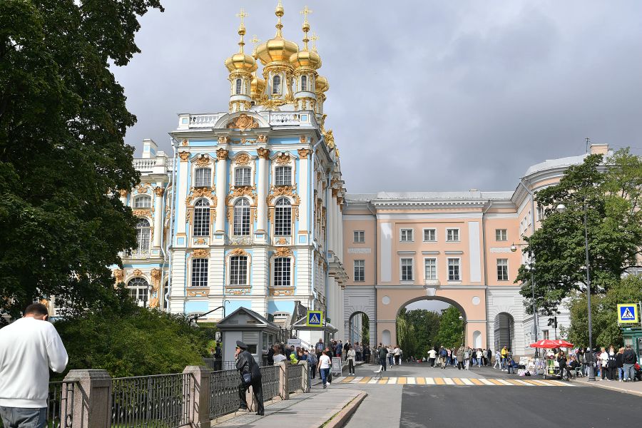 Part of the facade of Catherine's palace. Photo: Viet Van
