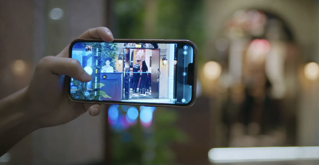 Vi Minh muốn tạo scandal trong tập 2 phim “Lời hứa đầu tiên“. Ảnh: VFC. 