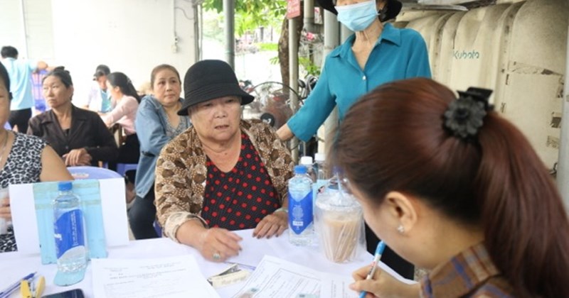 TP.HCM: Dân được khám sức khỏe miễn phí tại chỗ