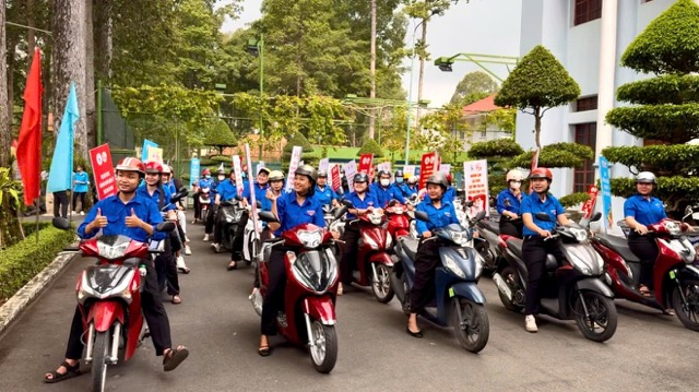 El Departamento de Población de la ciudad de Ho Chi Minh organiza la Ceremonia de lanzamiento de la Campaña de Comunicación Integrada para la prestación de servicios para mejorar la calidad de la población en 2026. Foto: ĐVCC