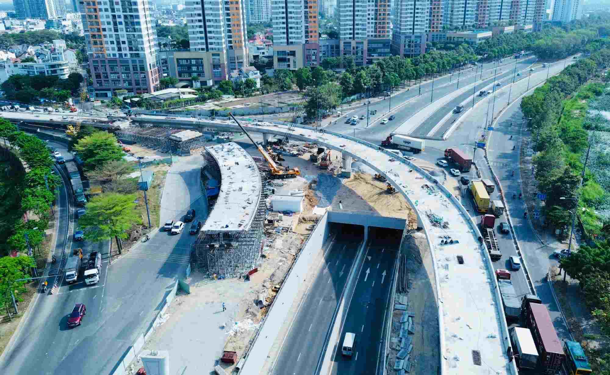 Construcción de un paso elevado en el proyecto del cruce de An Phu (Ciudad Ho Chi Minh). Foto: Minh Quan