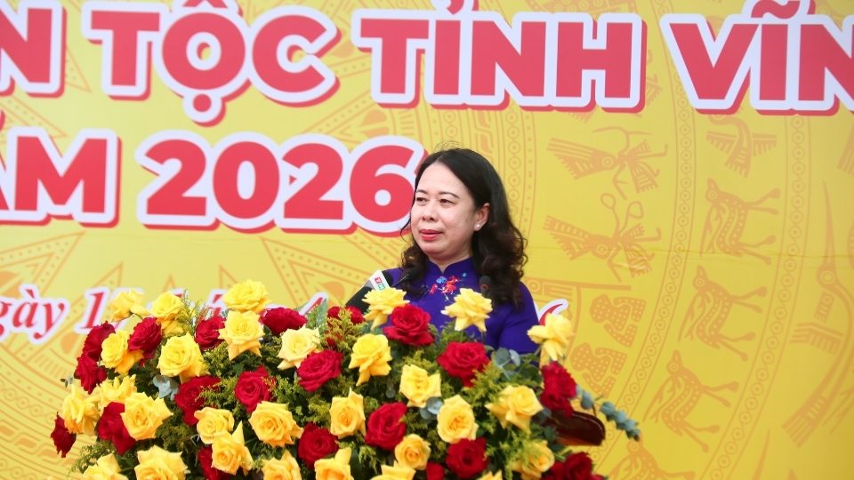 Vice President Vo Thi Anh Xuan speaks at the Vinh Long Provincial Ethnic Culture Festival 2026. Photo: Hoang Loc