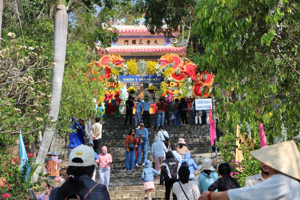 Le festival Am Chúa 2026 à Khánh Hòa qui se déroulera le week-end devrait attirer de nombreux visiteurs de tous horizons. Photo: Phương Linh