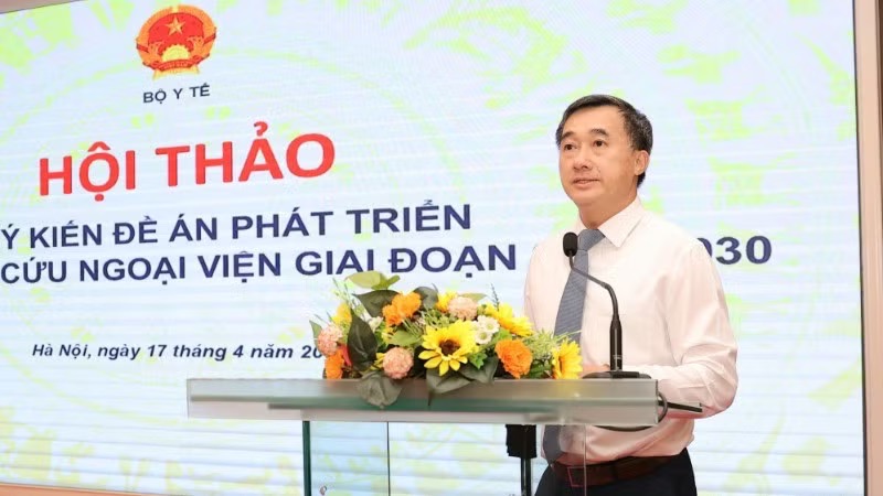 Thứ trưởng Bộ Y tế Trần Văn Thuấn. Ảnh: Lê Hảo