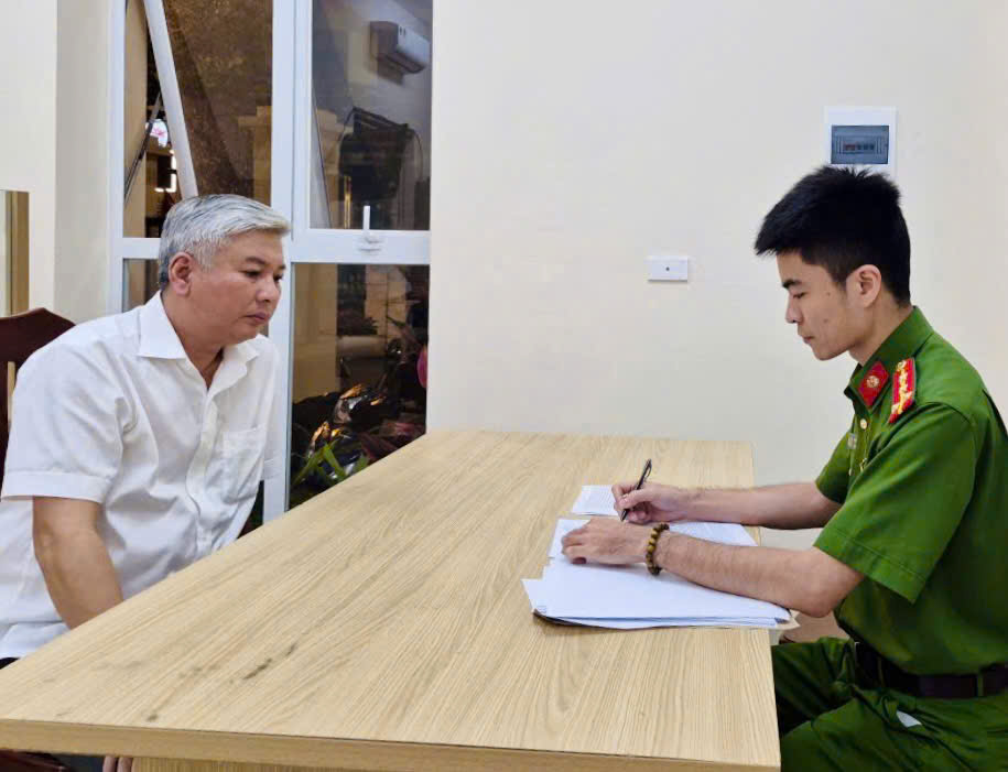 Nguyễn Ngọc Ngân được xác định vi phạm nồng độ cồn khi tham gia giao thông. Ảnh: Công an Hà Nội 