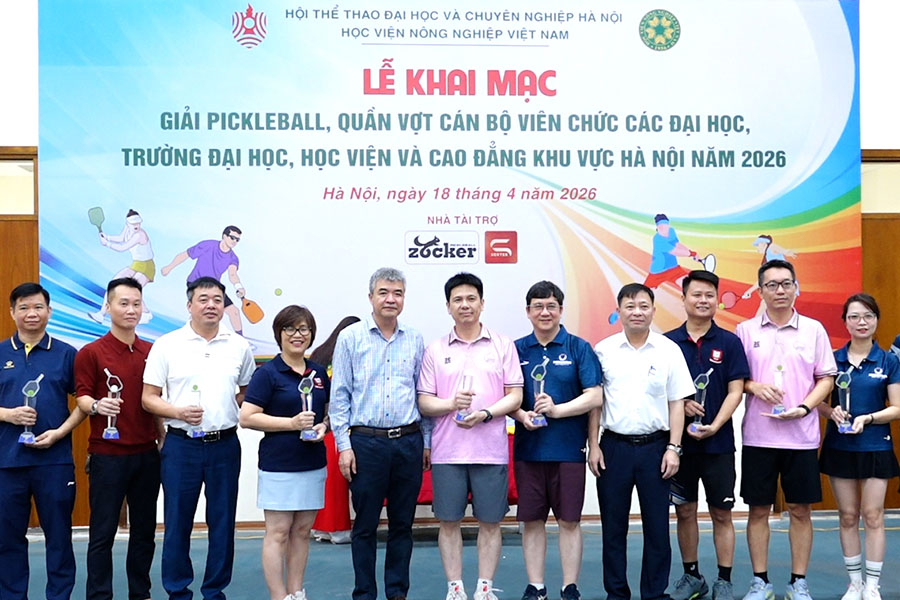 Spreading the movement of physical training and sports in educational institutions