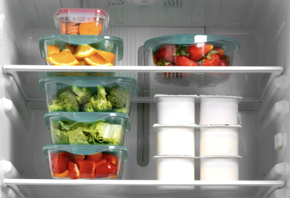 Decorating the refrigerator turns the food storage space into a place to express aesthetics. Photo: Thuy Duong