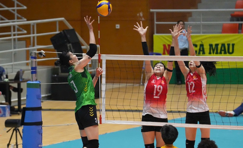 VTVビンディエンロンアン対情報兵科。写真:VFV