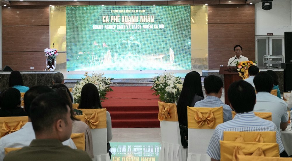 “Cà phê Doanh nhân” lần thứ 2 năm 2026 do Chủ tịch UBND tỉnh An Giang Hồ Văn Mừng chủ trì. Ảnh: Nam Phương