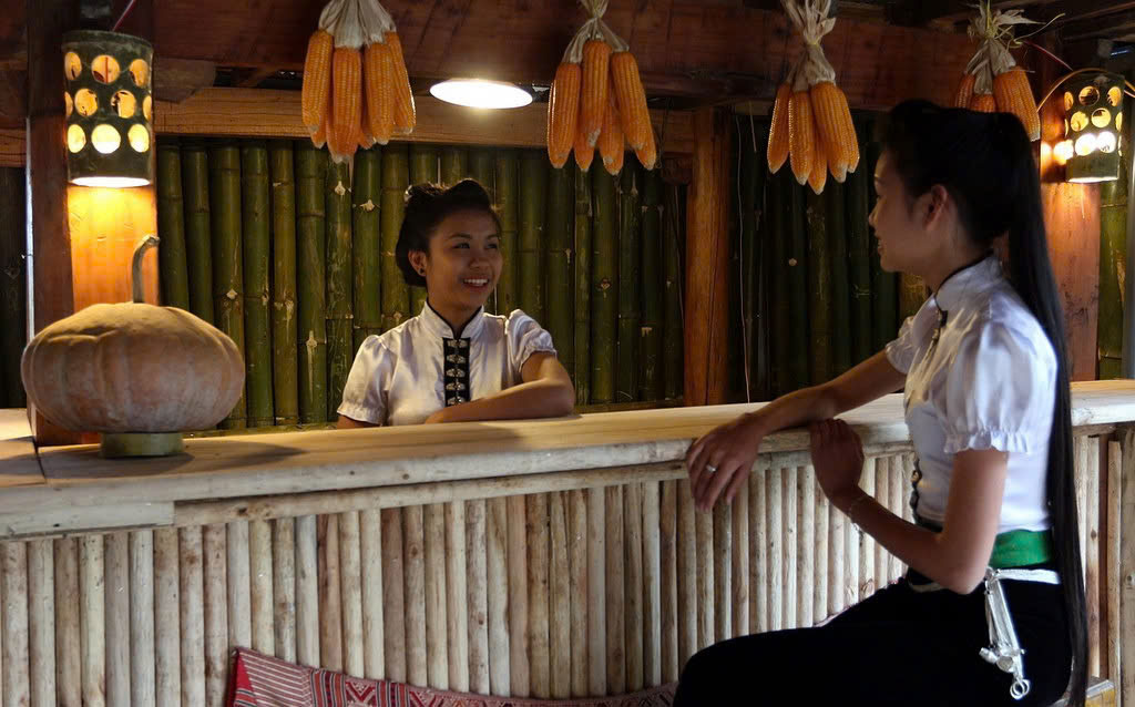 Không gian homestay vùng Mường Lò đậm đà sắc màu văn hóa dân tộc Thái. 