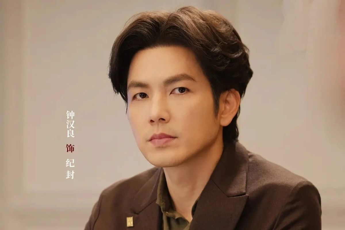 Chung Han Luong plays the general manager at the age of 51. Photo: Producer