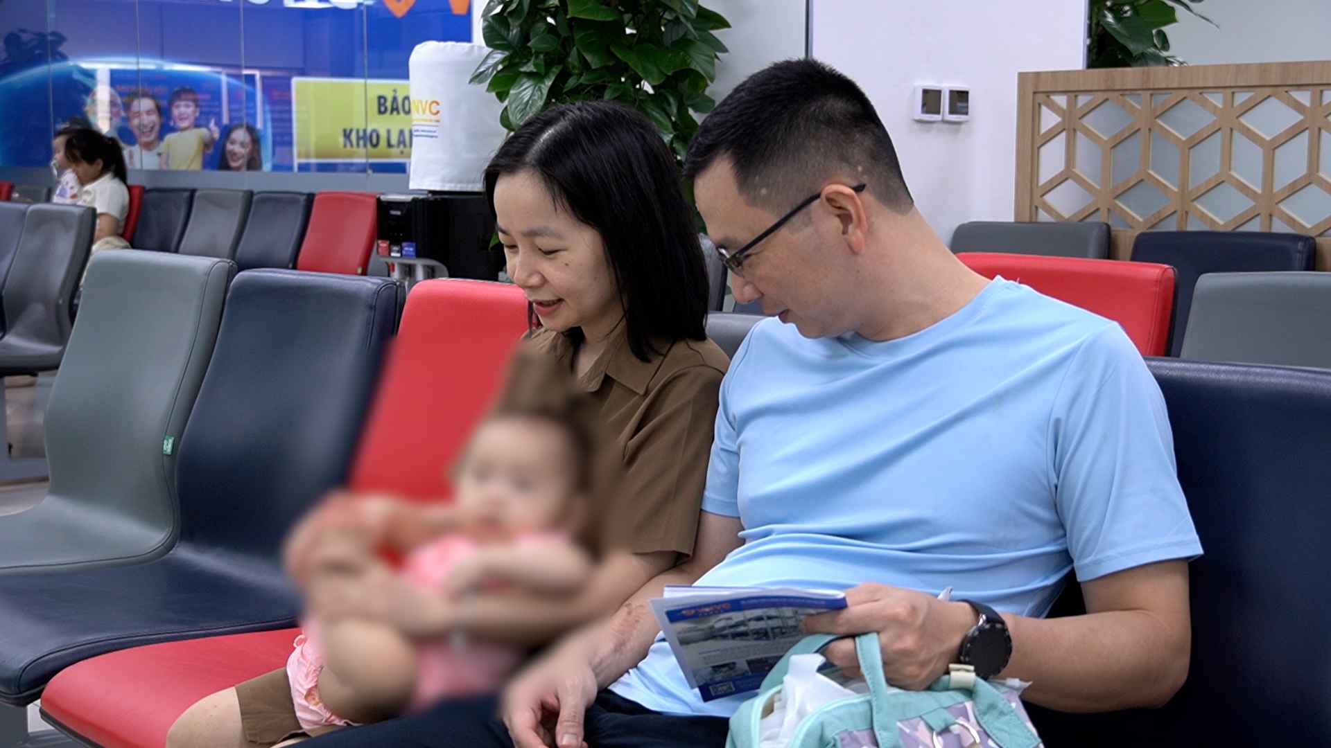 Seasonal changes, infectious diseases increase, parents proactively get vaccinated.