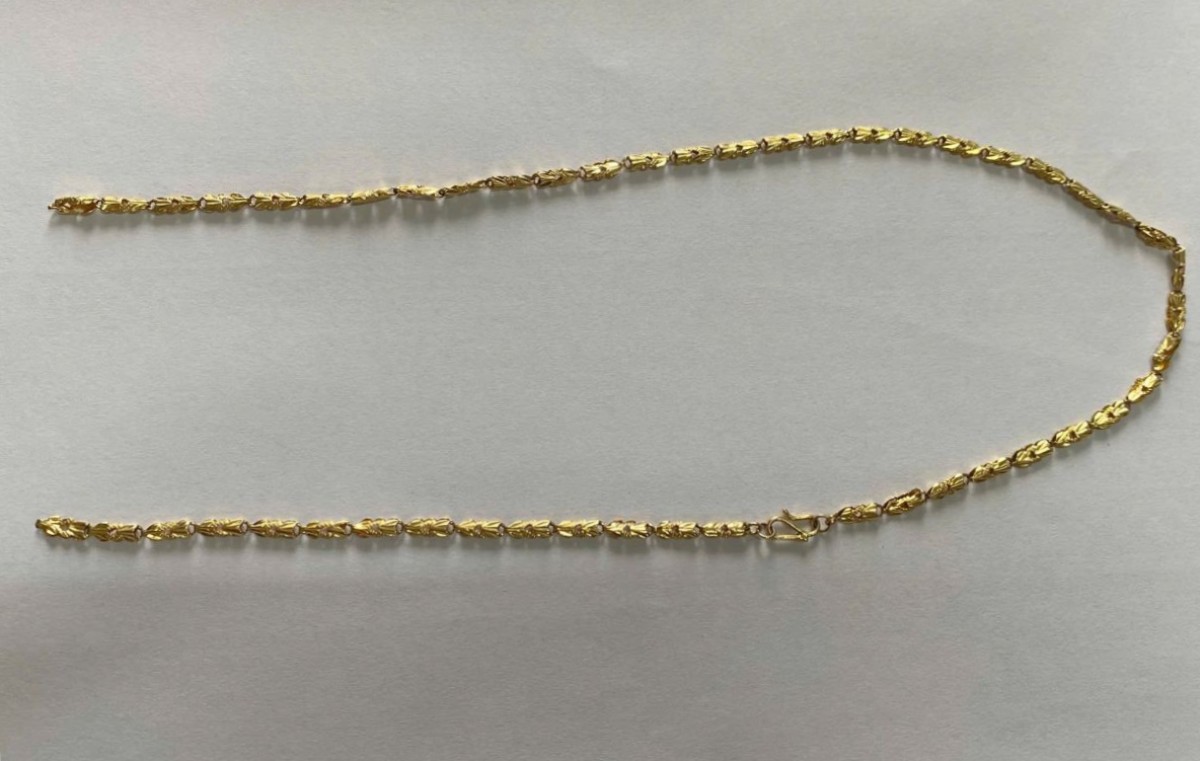 Khanh Nhac Commune Police have just helped people find the lost gold necklace. Photo: Ninh Binh Police