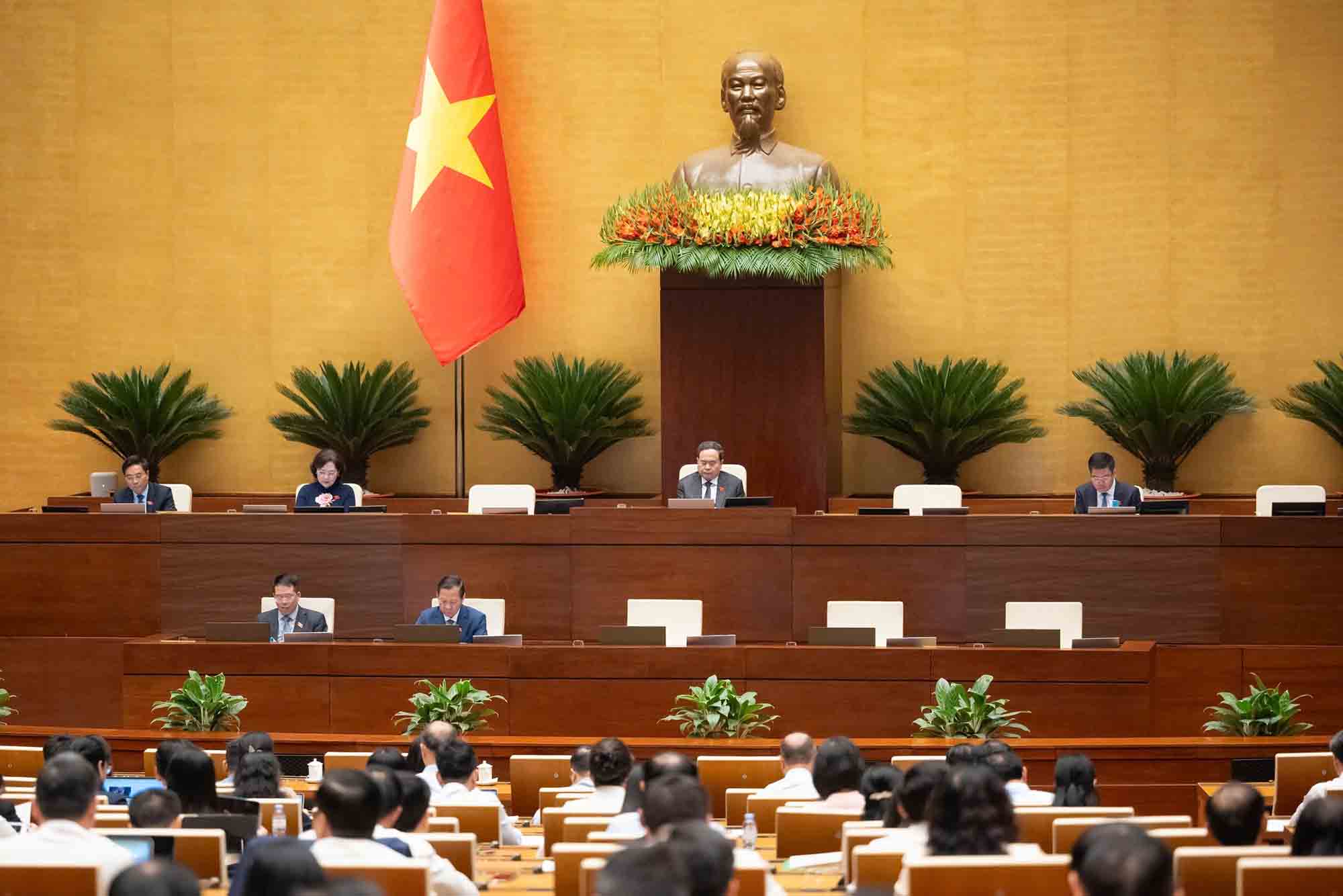 Today, the National Assembly discusses the 5-year socio-economic development plan for 2026-2030. Photo: Quochoi. vn