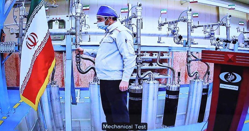 Đặc nhiệm Mỹ lên kế hoạch thu giữ 450kg uranium Iran, rủi ro lớn