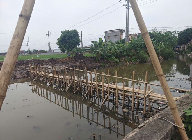 Sau phản ánh của Báo Lao Động, rác thải trên sông ở Hưng Yên được xử lý