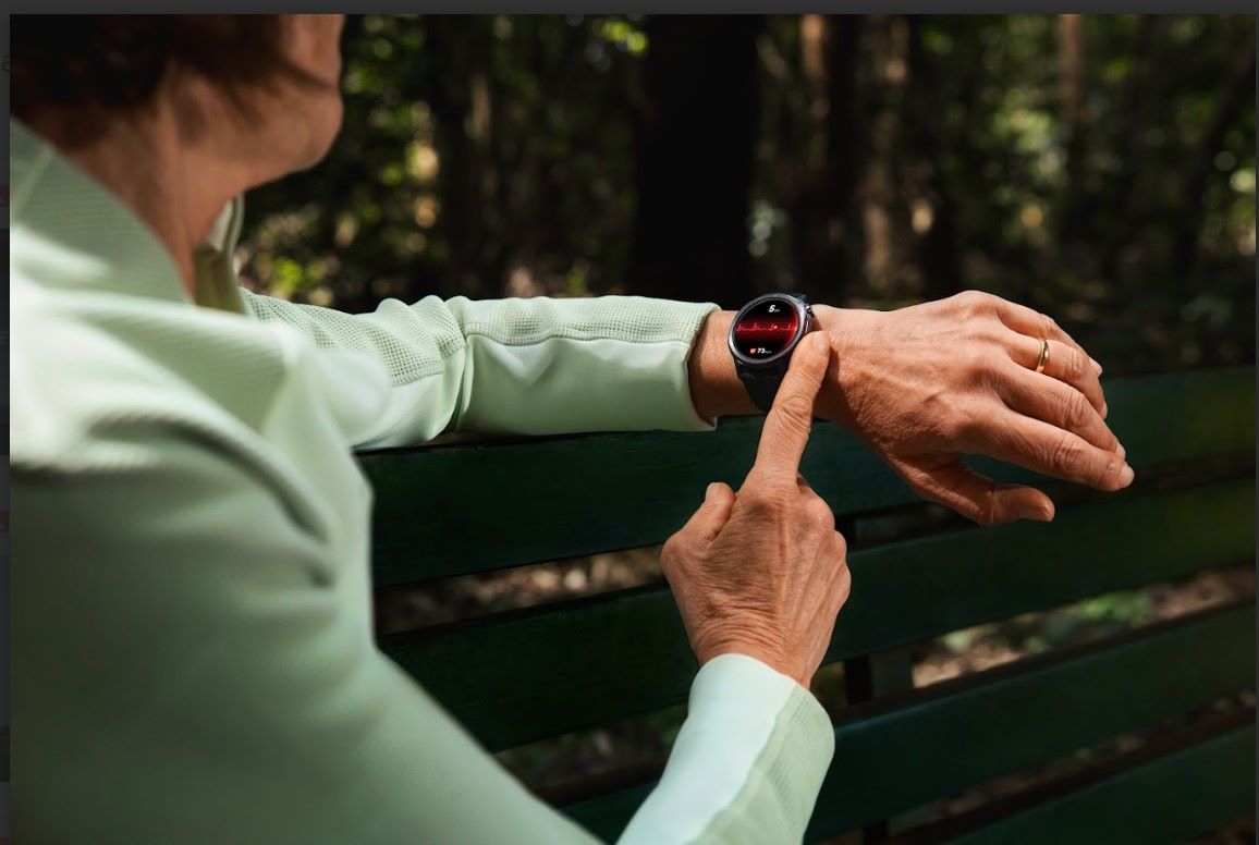 Huawei Watch GT Runner 2 gọn nhẹ, dễ sử dụng và màn hình được đánh giá cao. Ảnh: Huawei