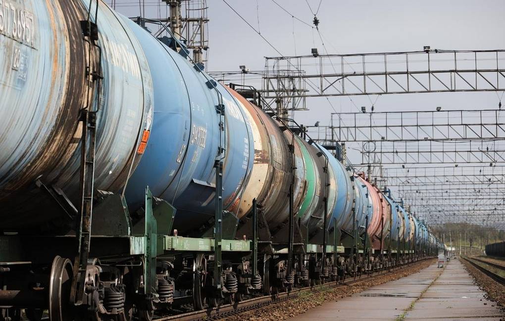 Rusia prorroga la prohibición de exportar gasolina hasta el 31 de julio de 2026. Foto: TASS