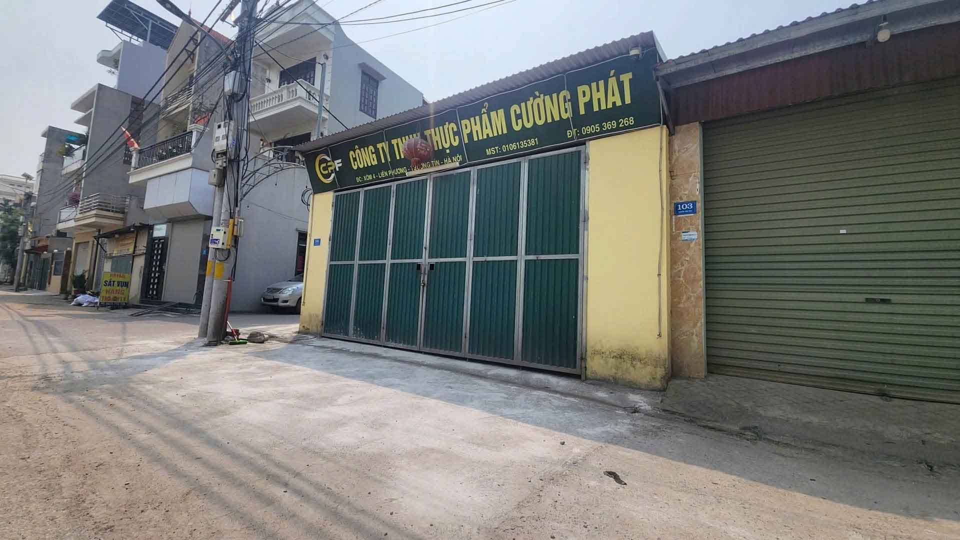 Cuong Phat Food Co., Ltd. (Hong Van commune, Hanoi) smuggles many tons of diseased pork into the market. Photo: Song Huu