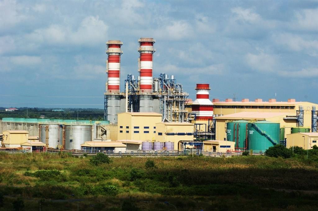 La estación de aguas residuales de refrigeración de las centrales eléctricas de Cà Mau 1 y Cà Mau 2 ha instalado un sistema de monitoreo ambiental automático y continuo. Foto: Portal de Información Electrónica de Cà Mau.