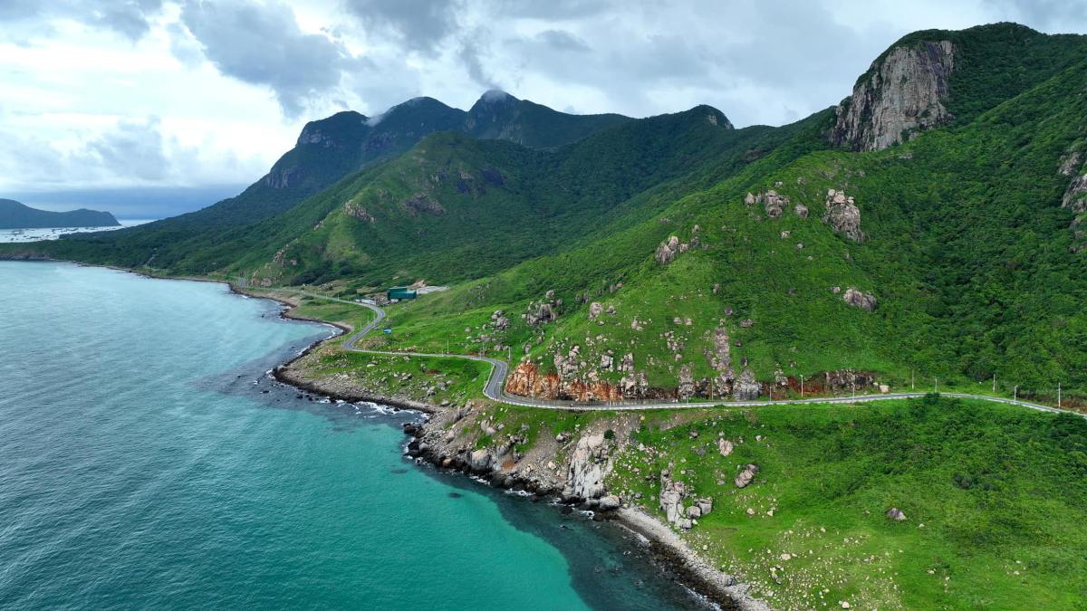 Khu vực Bãi Nhát ở Côn Đảo. Ảnh: UBCĐ