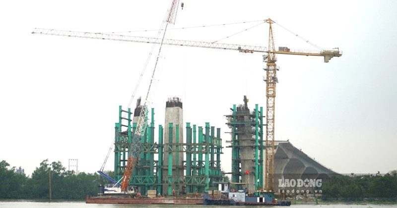 Cận cảnh công trường dự án hơn 6.200 tỷ đồng trên sông Cấm, Hải Phòng