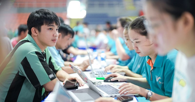 Thuê, đổi ắc-quy xe máy điện miễn phí 3 năm, thúc đẩy giao thông xanh