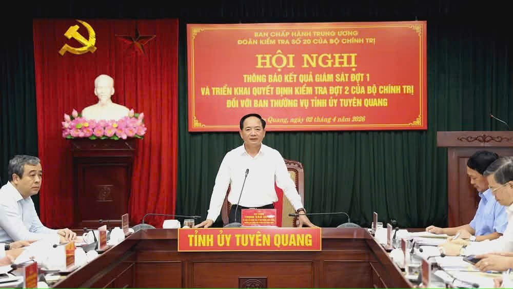 Ông Trịnh Văn Quyết - Ủy viên Bộ Chính trị, Bí thư Trung ương Đảng, Trưởng ban Tuyên giáo và Dân vận Trung ương, Trưởng đoàn kiểm tra dự và chủ trì hội nghị. Ảnh: Đức Thắng