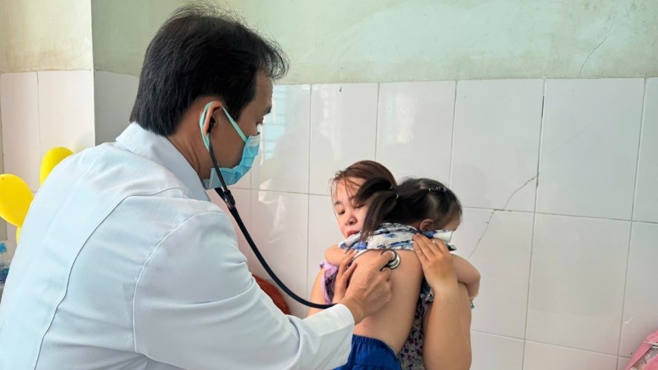 gười nhà chủ quan, chưa chủ động phòng bệnh sốt xuất huyết. Ảnh: Hoàng Lộc