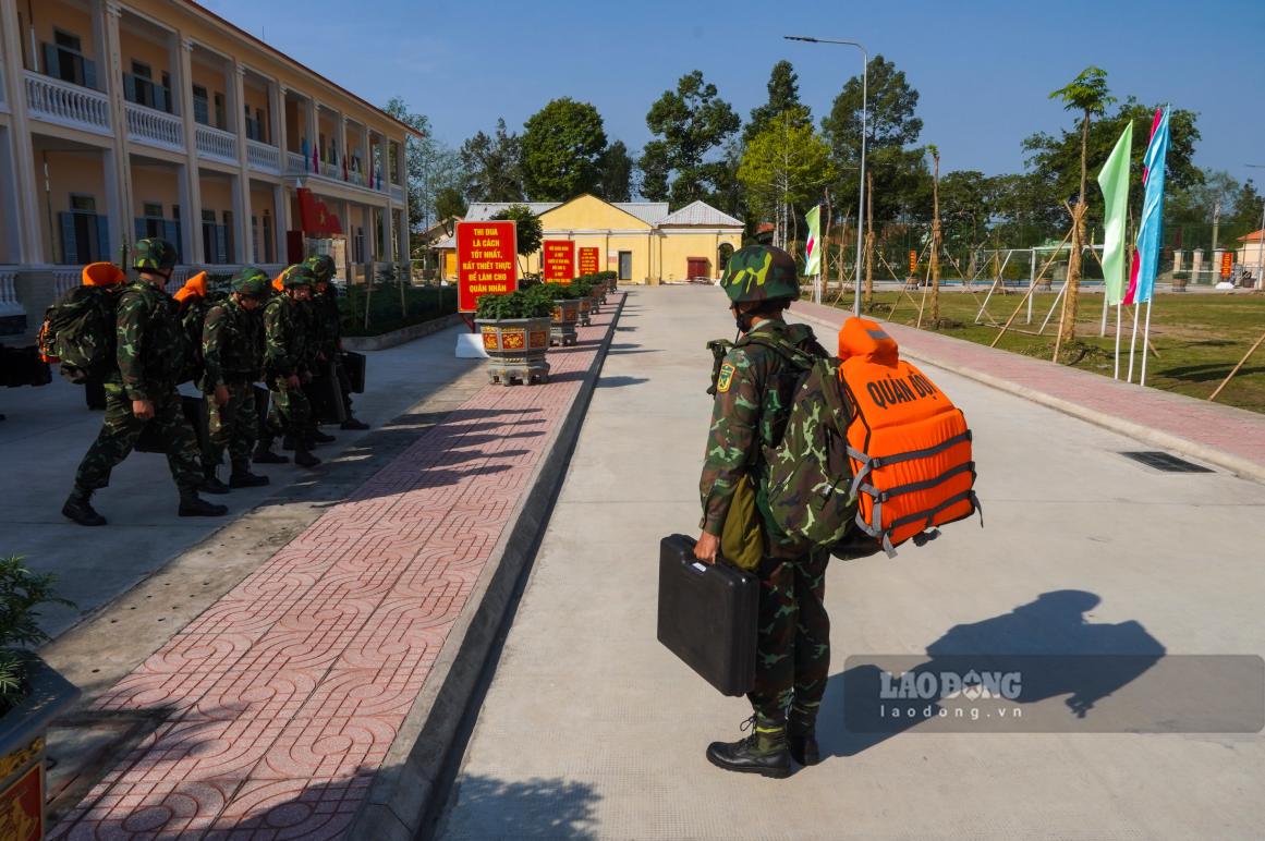 According to the proposal of the Ministry of National Defense, retired soldiers according to regulations may be entitled to a one-time allowance equal to 1.5 months of salary for each year of service. Photo: Ta Quang