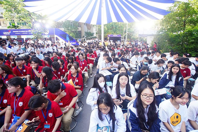 Enrollment Day for science and technology majors in 2025. Photo: BTC