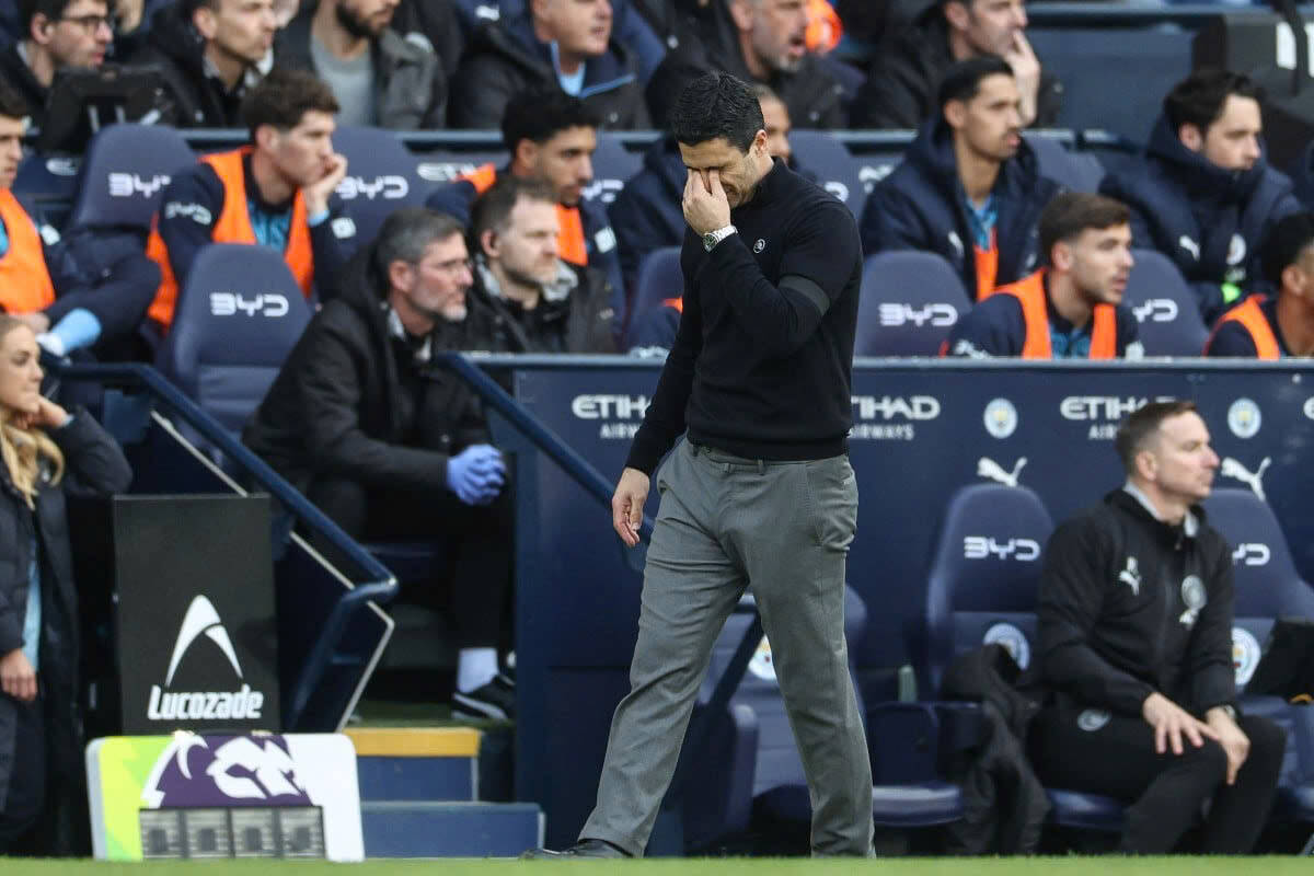 Mikel Arteta could not help Arsenal leave Etihad with a favorable result. Photo: AFP