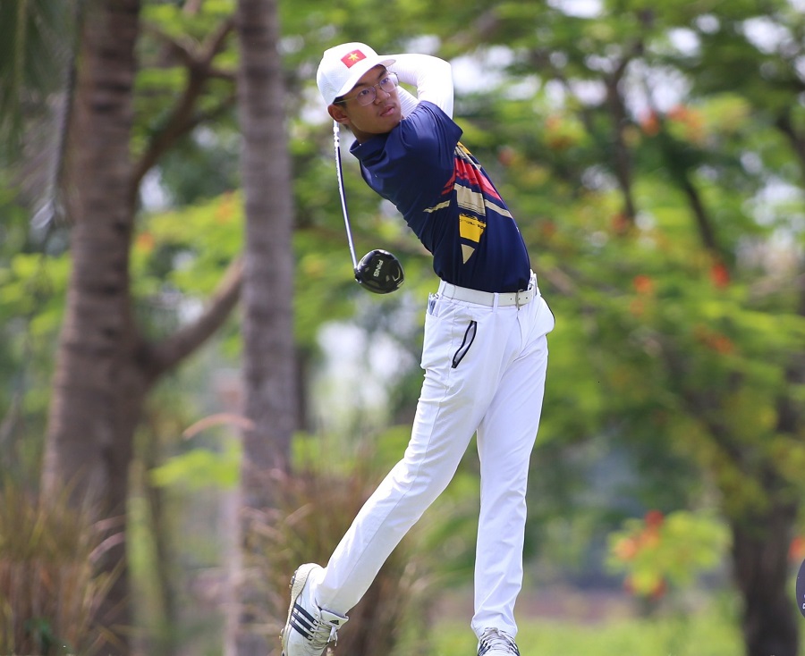 Golfer Le Khanh Hung of Vietnam. Photo: VGA
