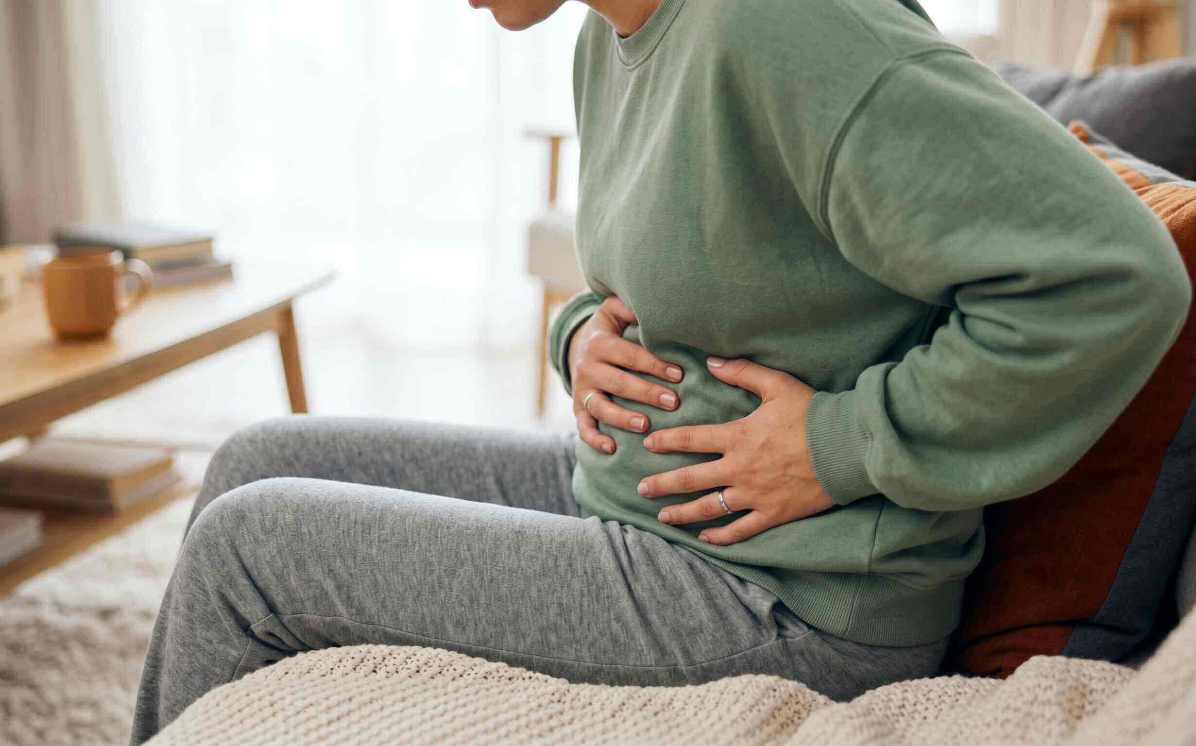 Changing a few simple eating habits at home can help you minimize bloating and indigestion. Graphics: Vy Vy