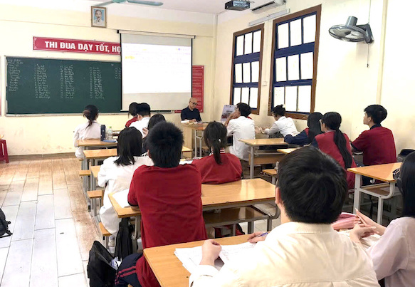 Một giờ học của thầy và trò khối 12 Trường THPT Phùng Khắc Khoan. Ảnh: Tường Vân