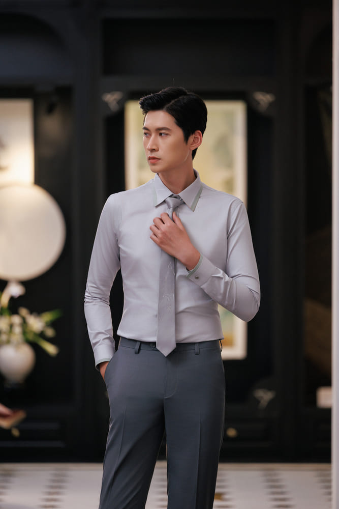 Với dòng thời trang nam tôn vinh nét lịch lãm và không kém phần mạnh mẽ. Ảnh: Team Trương Gia Huy