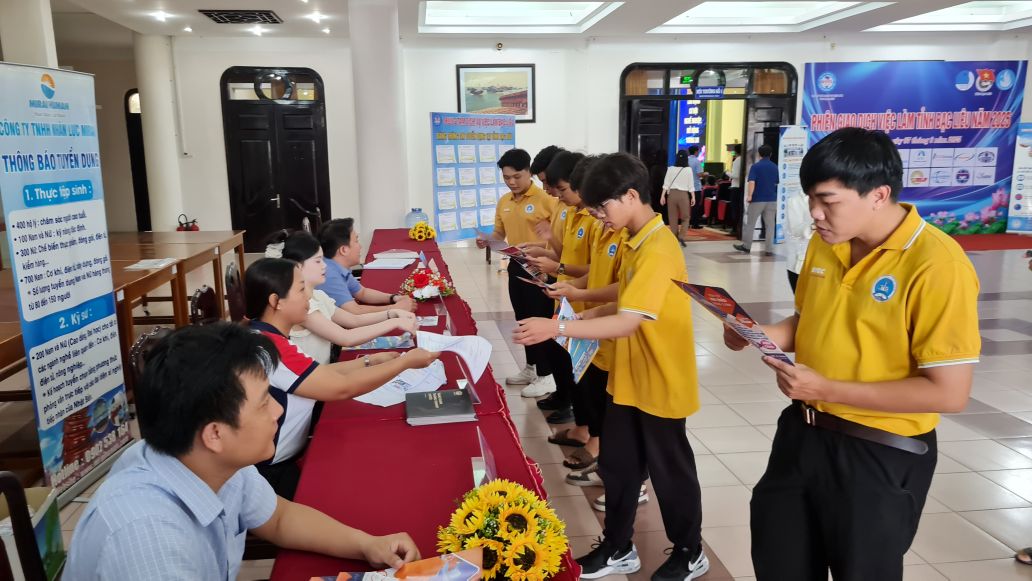 Cà Mau organisera la 1ère Journée de l'emploi. Photo: Nhật Hồ.