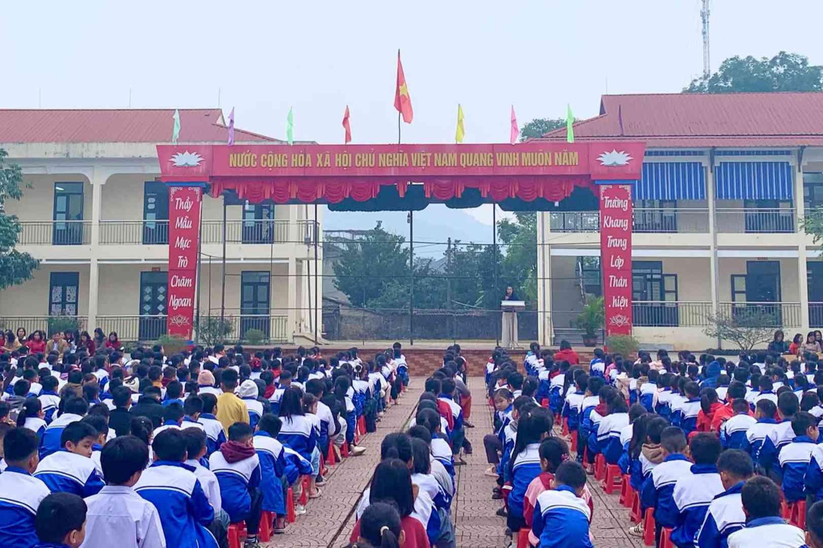 Yen Lac Primary & Secondary School in Yen Thuy commune will be invested in renovation and upgrading. Photo: School
