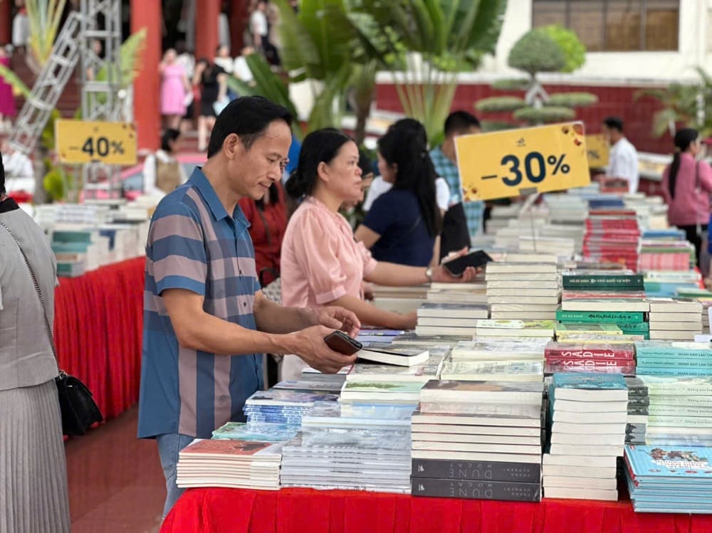 Hội sách Nhã Nam chào hè 2026 sẽ có nhiều ưu đãi dành cho độc giả. Ảnh:  Ban tổ chức