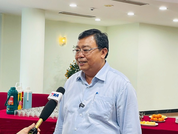 응우옌또안 씨가 베트남 등록국 부국장으로 재임명되었습니다. 사진: 쑤옌동