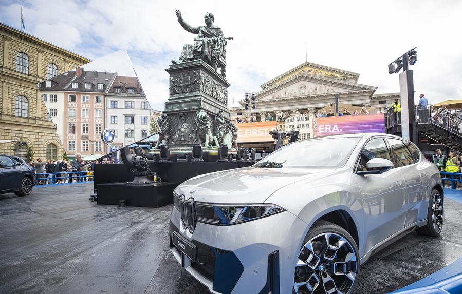 Germany's auto industry is shifting its focus from manufacturing automobiles and components to manufacturing weapons. Photo: Xinhua