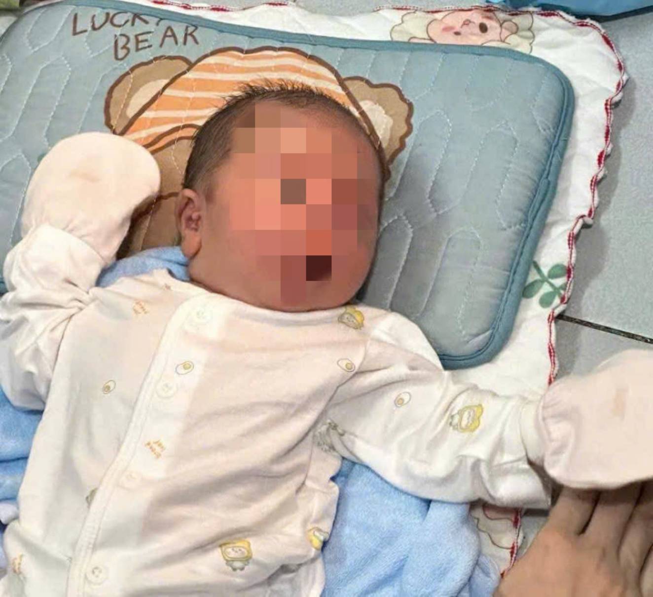 Buscando a los familiares del bebé abandonado en el barrio de Go Vap. Foto: Barrio de Go Vap