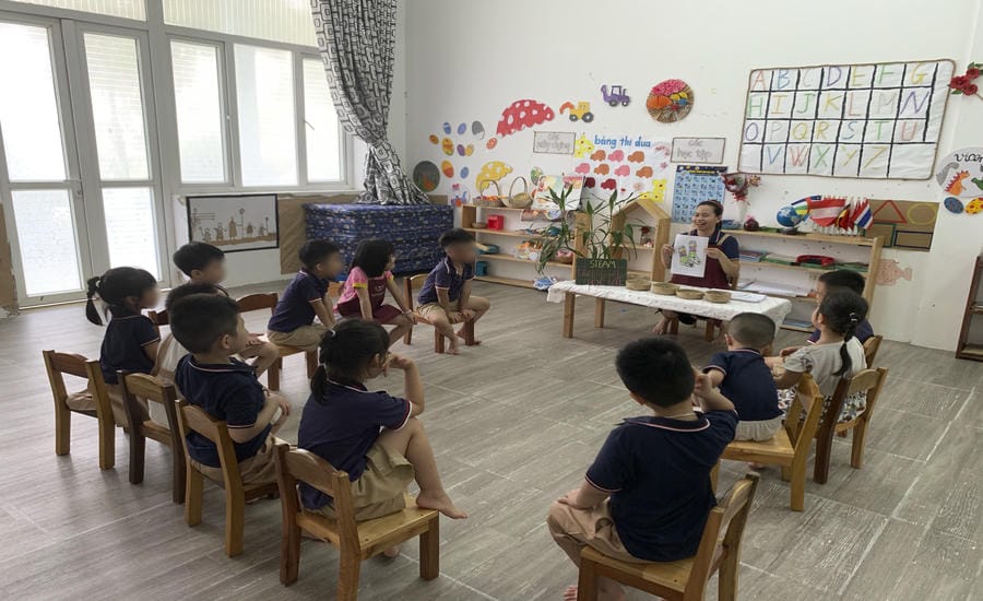 バオミン工業団地の社会住宅地にある幼稚園。写真:ハ・ヴィ