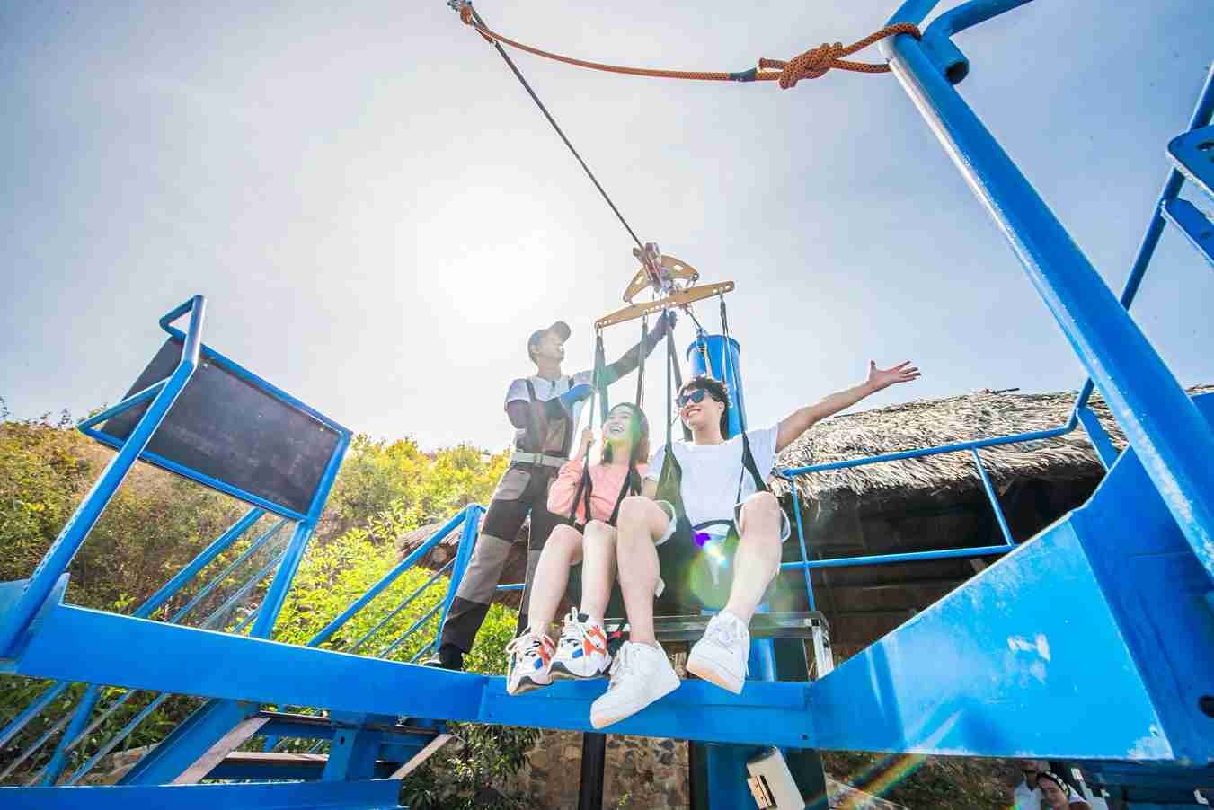 Du khách có nhiều sự lựa chọn du lịch trải nghiệm khi đến với Nha Trang - Khánh Hòa. Ảnh: VinWonders Nha Trang