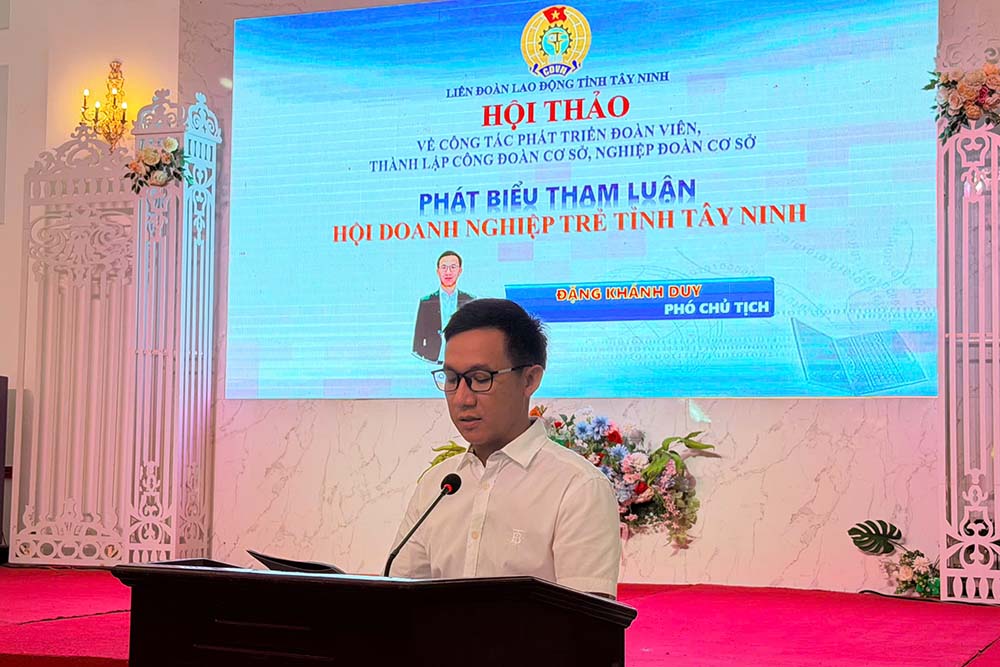 Các đại biểu trình bày tham luận tại Hội thảo. Ảnh: Lê Tâm